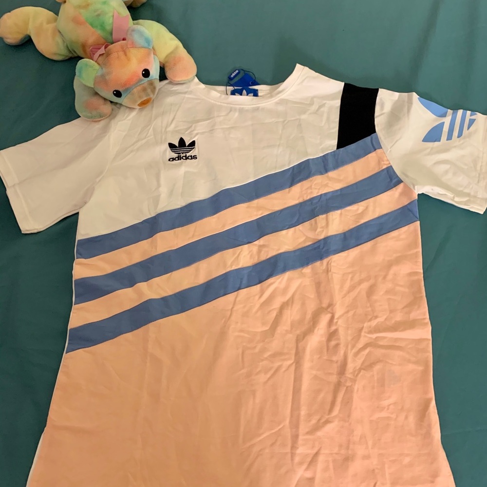 Adidas T-shirt